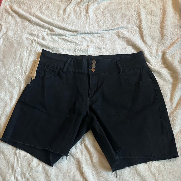 Pants - Roswear high waisted fringe black jean shorts size XXL
